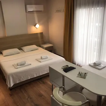 Lägenhetshotell Laisla Kusadası