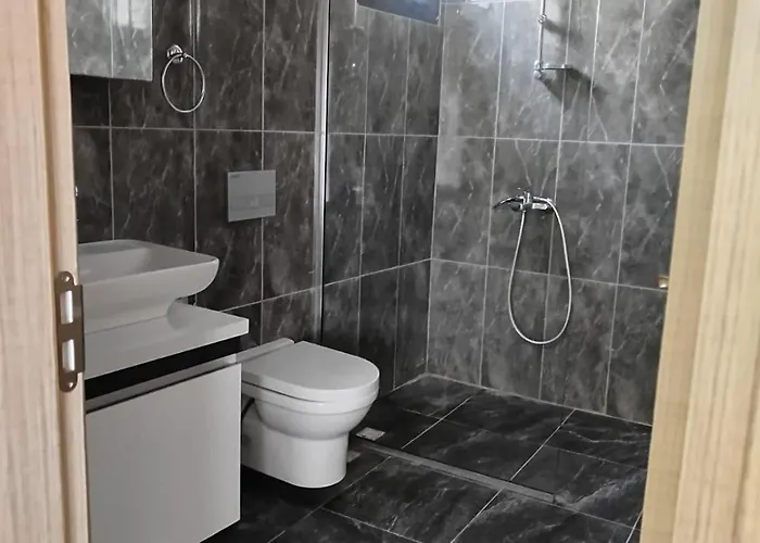 Laisla Apart Otel Kuşadası