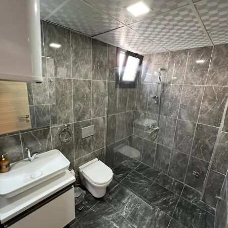 アパートホテル Laisla *